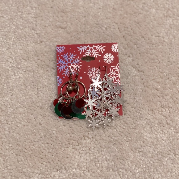 Christmas Earrings x2 - Picture 1 of 3